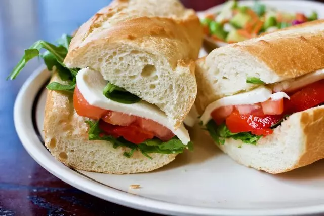 Corner Bakery Cafe
