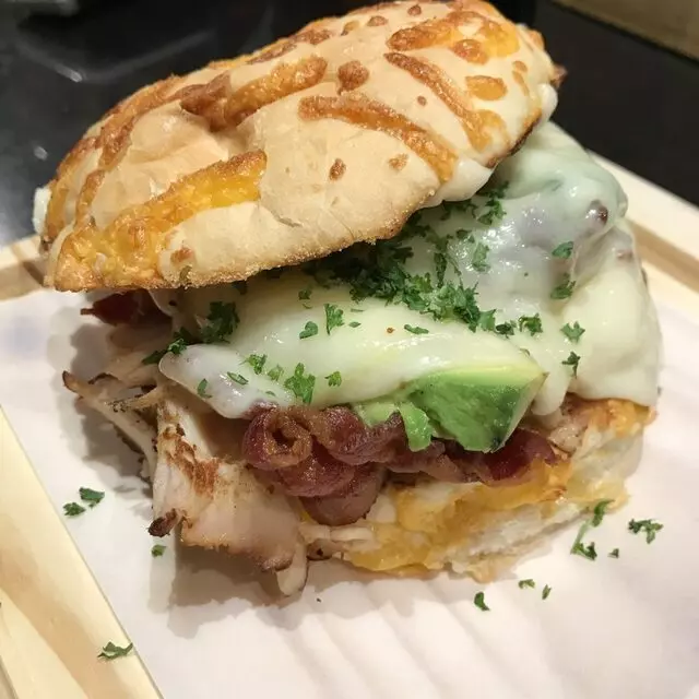 1621 Bistro