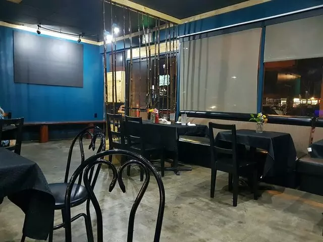 1621 Bistro