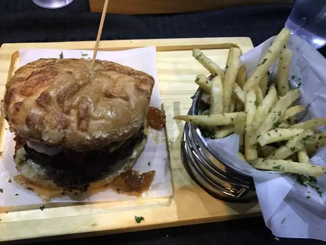 1621 Bistro