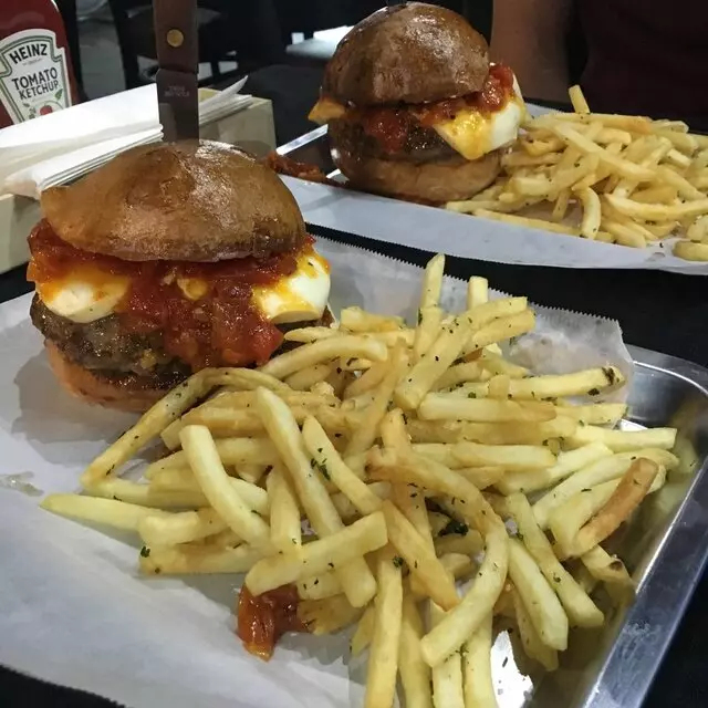1621 Bistro