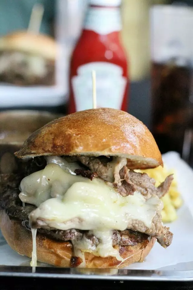 1621 Bistro
