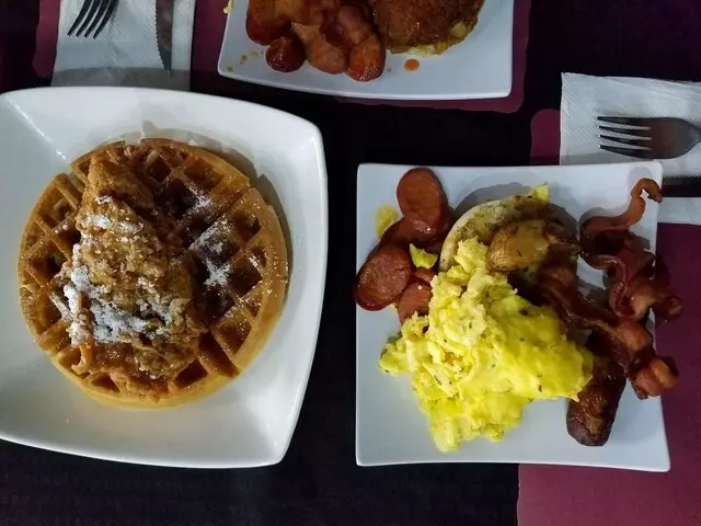 1621 Bistro