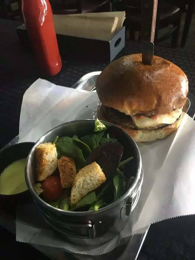 1621 Bistro