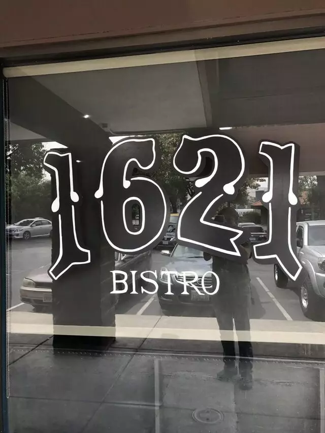 1621 Bistro