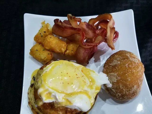 1621 Bistro