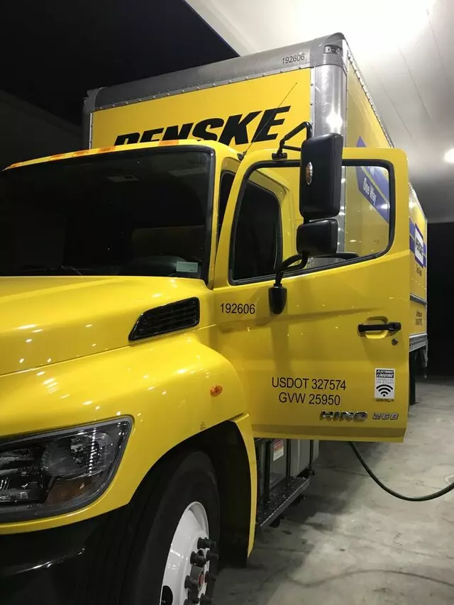 Andres Hauling Service