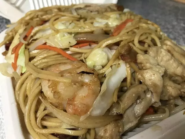 Chef P&apos;s Restaurant