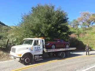 H & R Towing