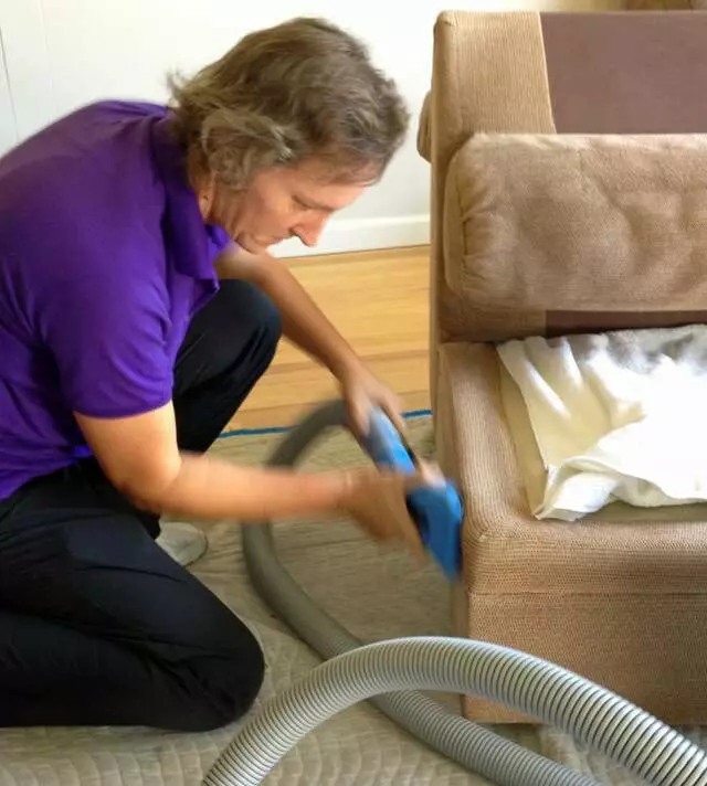 A Woman’s Touch Carpet Cleaning
