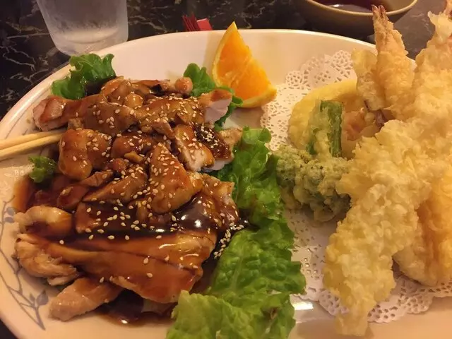 Seven Seas Sushi