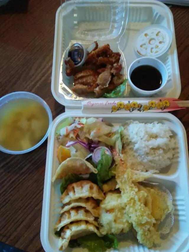 Seven Seas Sushi