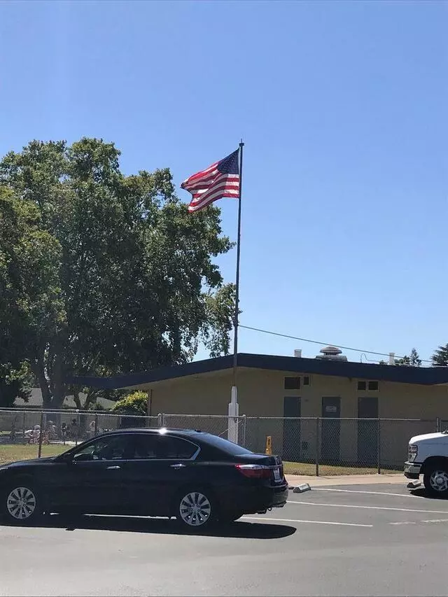 Amber Drive Elementary School