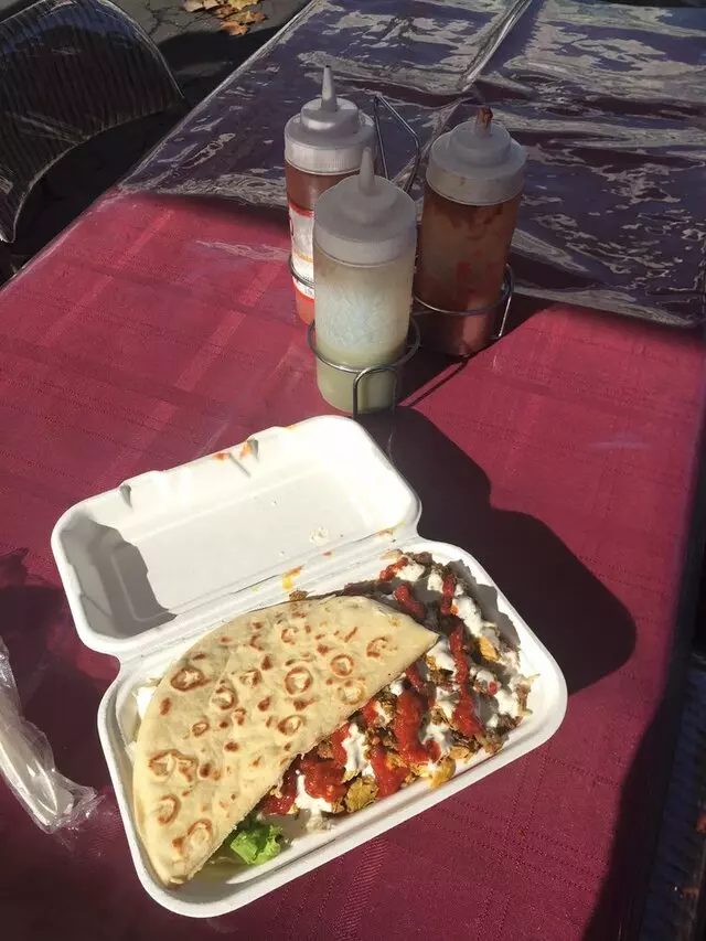 Agha’s Gyro Express
