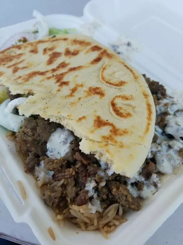 Agha’s Gyro Express