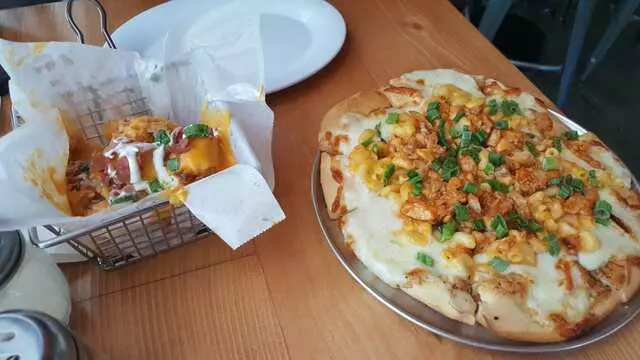 Sammy G’s