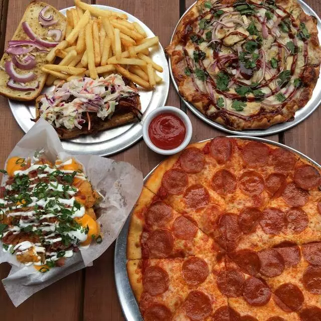 Sammy G’s