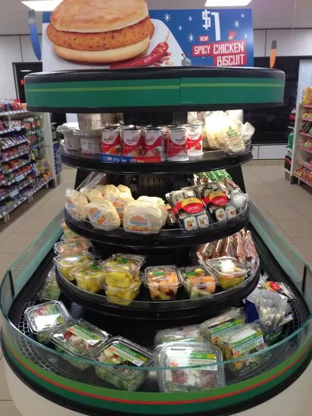 711