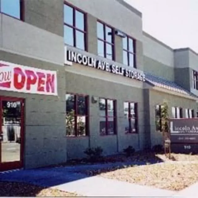 Lincoln Ave Self Storage