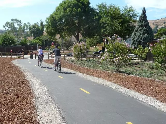 Albertson Parkway Trail
