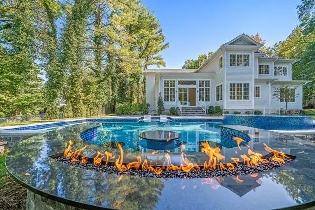 SJ Pools