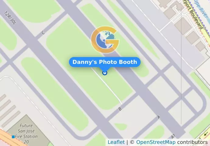 Danny&apos;s Photo Booth