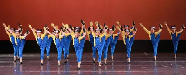 Jun Lu Performing Arts Academy