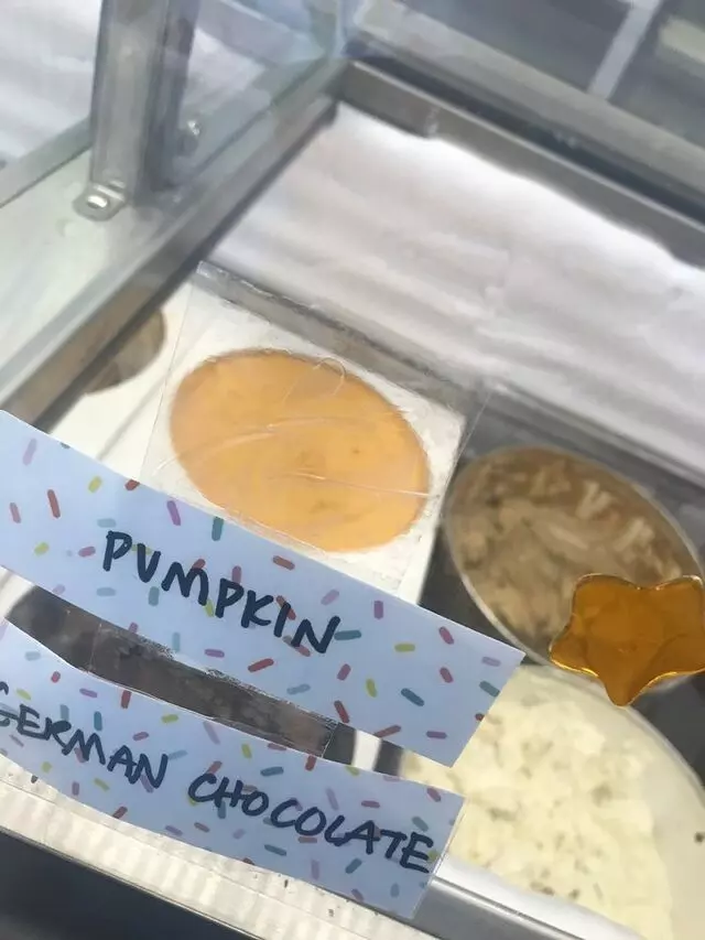 Snow's Creamery