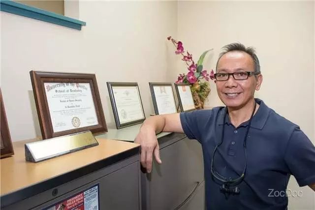 Al R Abad, DDS