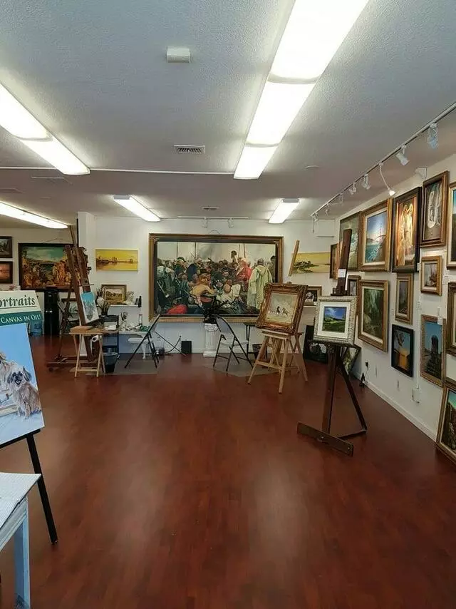 AZ Gallery