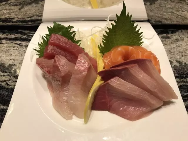 Niji Sushi and Ramen