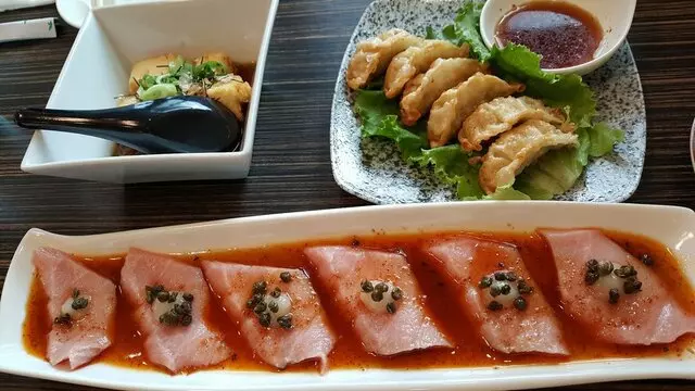 Niji Sushi and Ramen