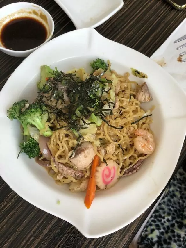 Niji Sushi and Ramen