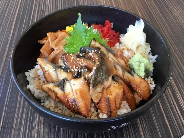 Niji Sushi and Ramen