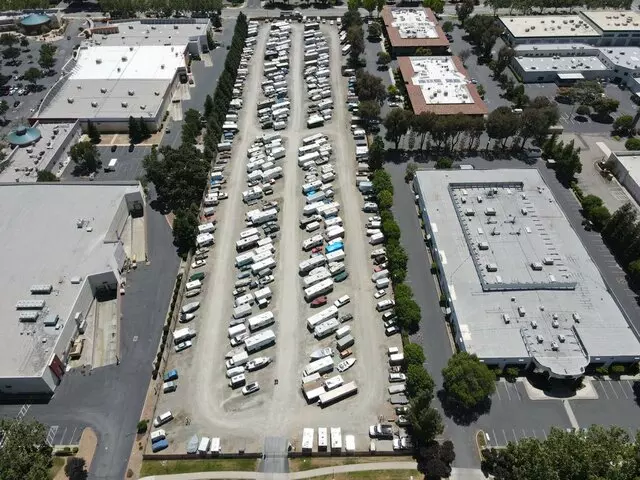 Pedron&apos;s Auto Boat & RV Storage