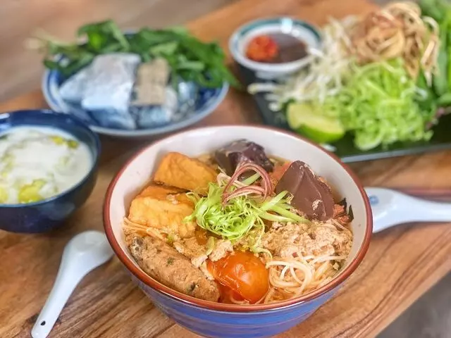 Bun Rieu Cua Tan Dinh