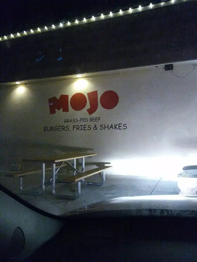 Mojo Burger