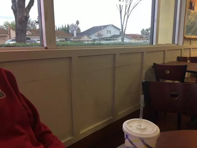 Mojo Burger