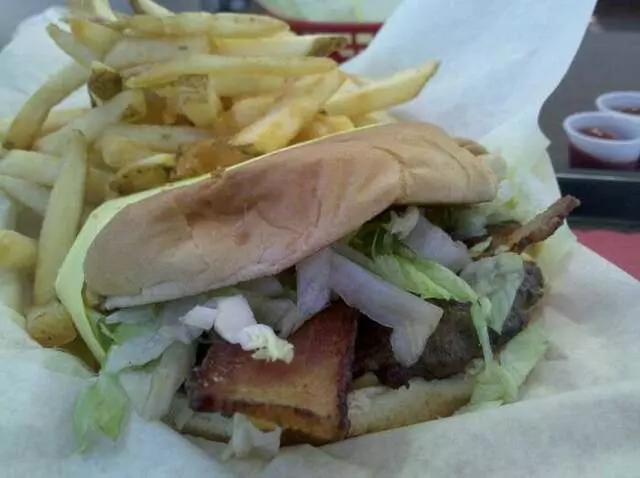 Mojo Burger