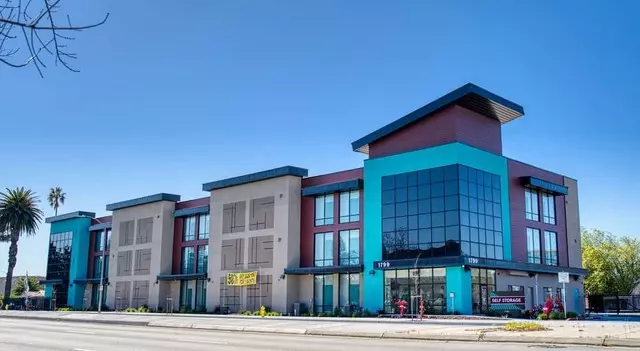 Oakland Road Self Storage