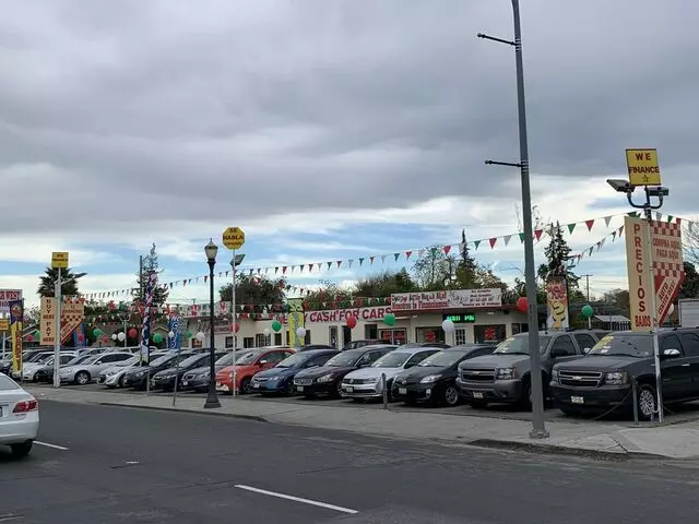Auto Center West