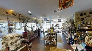 The Universal Connection Store