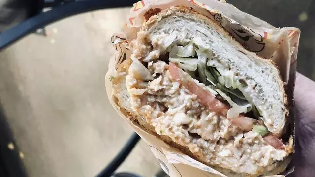 Ike's Sandwiches