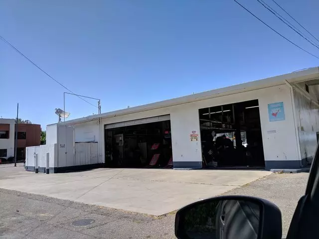 Handyman Auto Repair