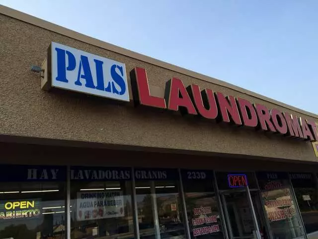 Pal&apos;s Laundromat