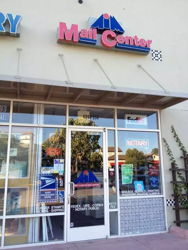 AIM Mail Center