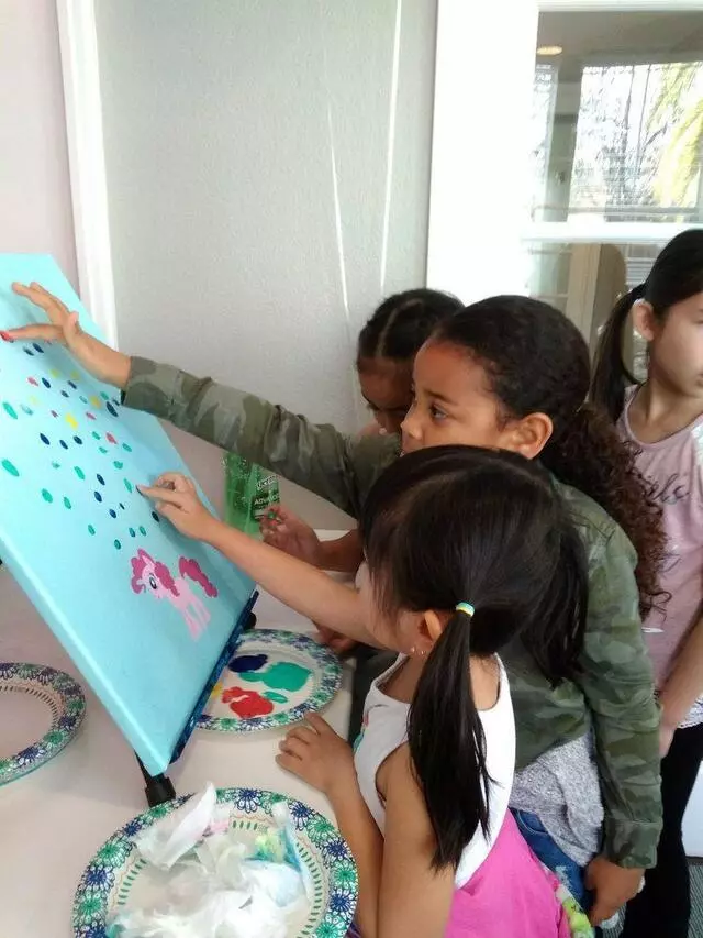 AG&S Art Studio