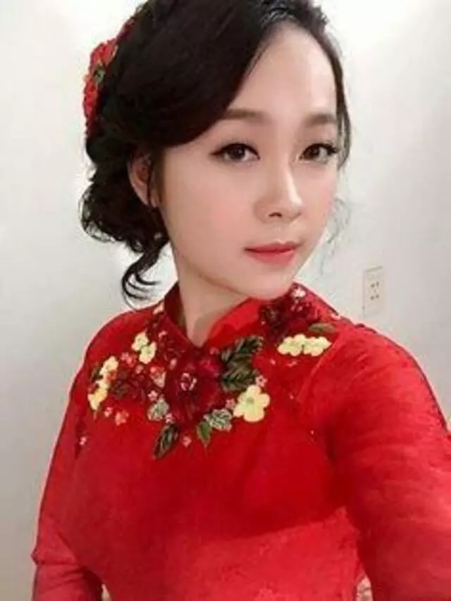 Ao dai  Tuyet Nga