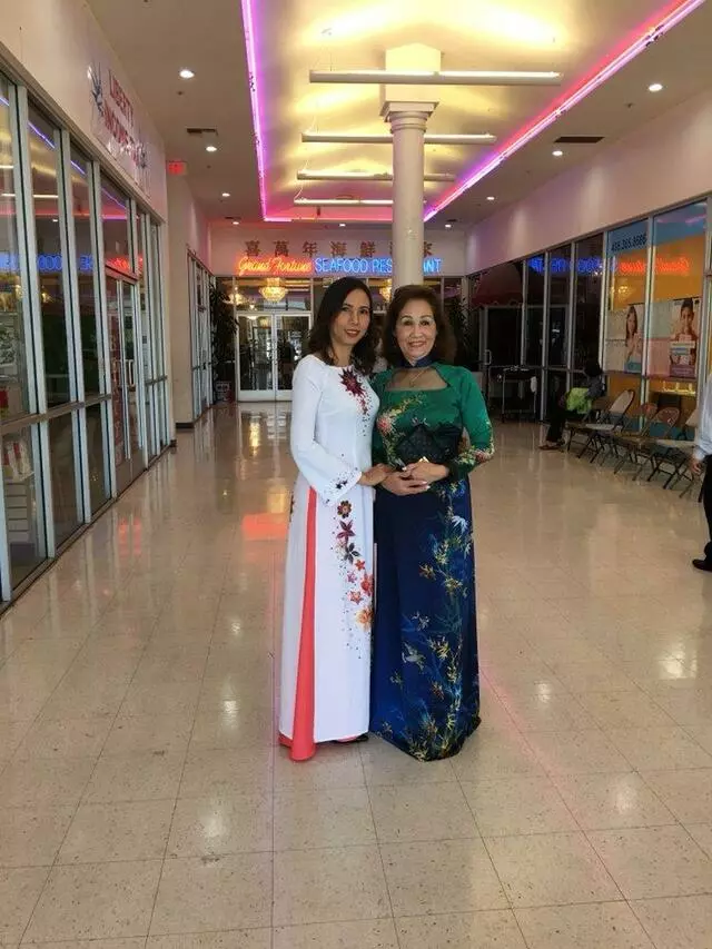 Ao dai  Tuyet Nga