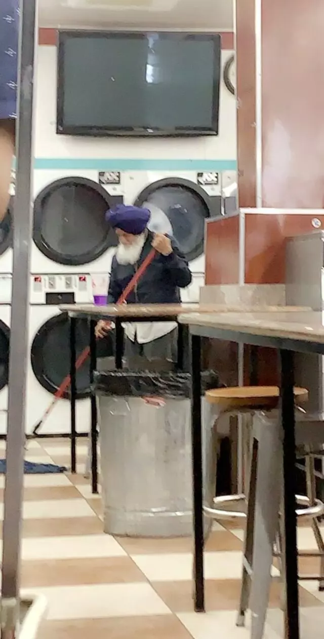 Sparkle Clean Laundromat